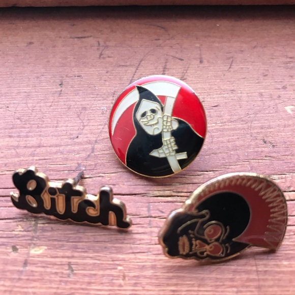Enamel Pins🔥🔥🔥Bitching VINTAGE enamel pin set! - Picture 2 of 5